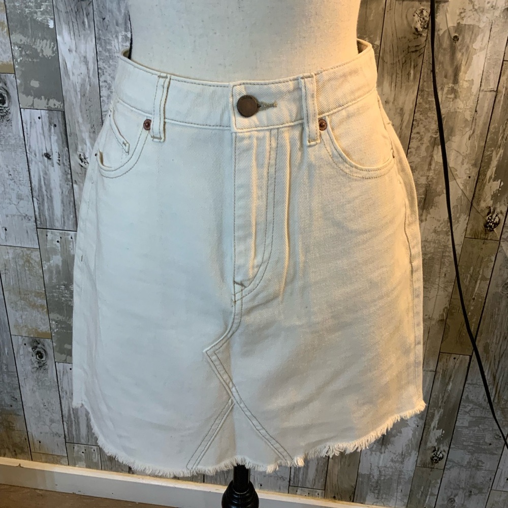 Volcom Brand jean skirt. Size M